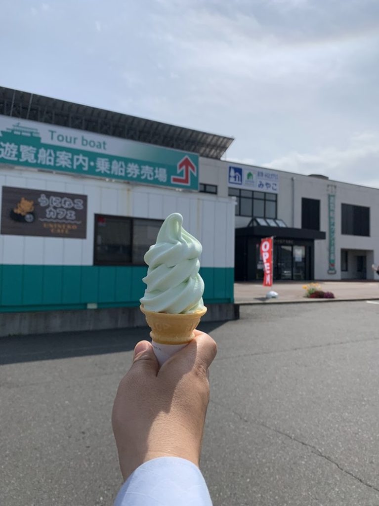 シートピアなあど（道の駅みやこ）海の恵ソフトクリーム